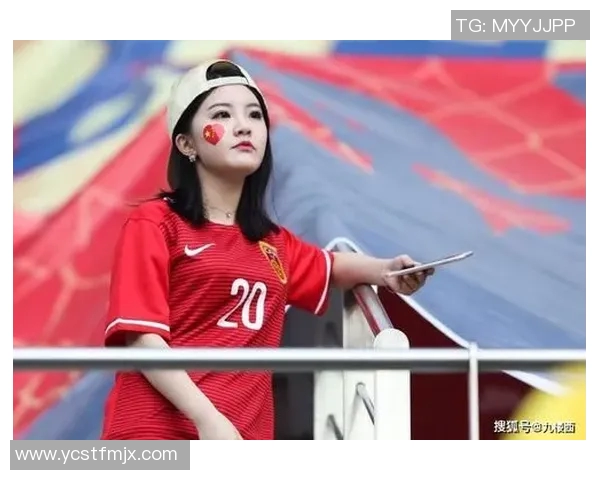 足球明星的小姨是谁揭秘她的照片与故事引发热议 足球明星的小姨是谁揭秘她的照片与故事引发热议